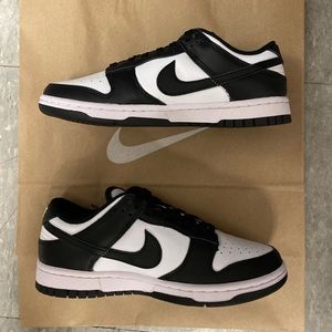 Nike Panda - Women’s Size 7